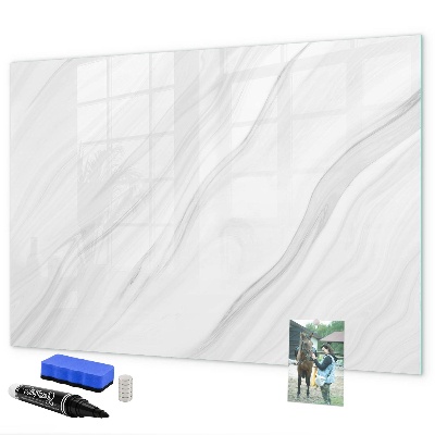 Pizarra borrable de cristal con imanes Un tablero para presentar recuerdos y fotos.