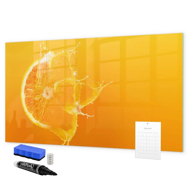 Pizarra magnética de pared con rotulador Un tablero colorido para notas y fotos.