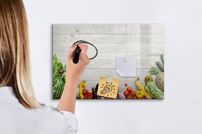 Pizarra magnética de pared con rotulador Un espacio creativo para recuerdos y fotos.