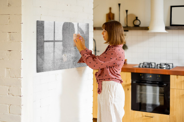 Pizarra magnética de pared con rotulador Un tablero moderno para colgar fotos