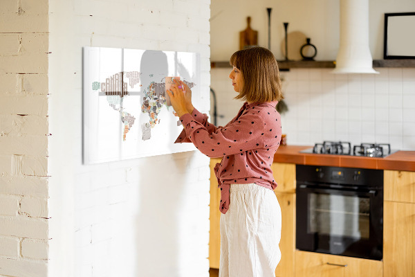 Pizarra magnética de pared con rotulador Mapa del mundo con ubicaciones de fotos