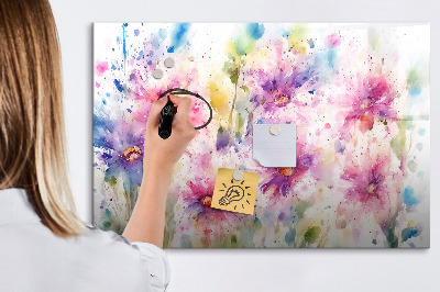 Pizarra magnética de pared con rotulador Un tablero colorido para fotos y notas.