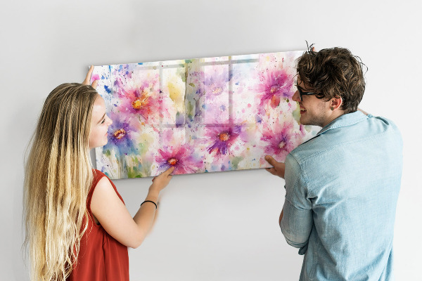 Pizarra magnética de pared con rotulador Un tablero colorido para fotos y notas.