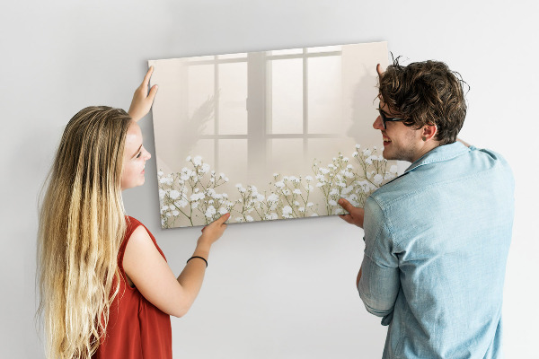 Pizarra borrable de cristal con imanes Un elegante tablero para notas y fotos.