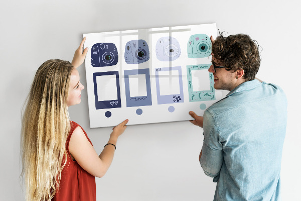 Pizarra magnética de pared con rotulador Un lugar creativo para recuerdos y fotos.
