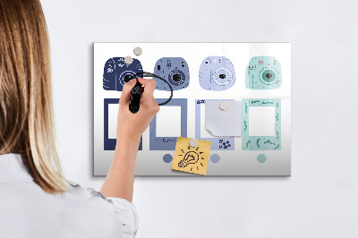 Pizarra magnética de pared con rotulador Un lugar creativo para recuerdos y fotos.