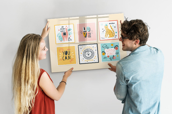 Pizarra magnética de pared con rotulador Collages creativos llenos de emociones positivas