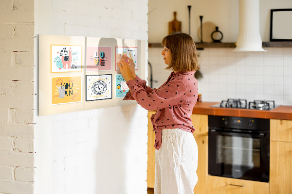 Pizarra magnética de pared con rotulador Collages creativos llenos de emociones positivas