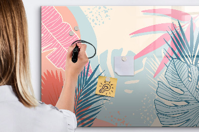 Pizarra magnética de pared con rotulador Un tablero colorido para notas y fotos.