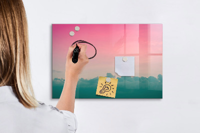 Pizarra magnética de pared con rotulador Un tablero colorido para notas y fotos.