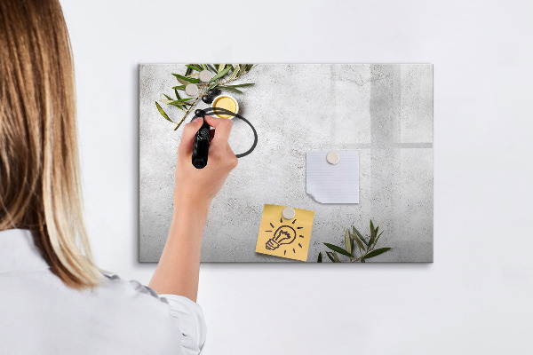 Pizarra borrable de cristal con imanes Un elegante tablero para notas y fotos.