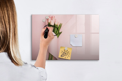 Pizarra magnética de pared con rotulador Un espacio creativo para recuerdos y notas.