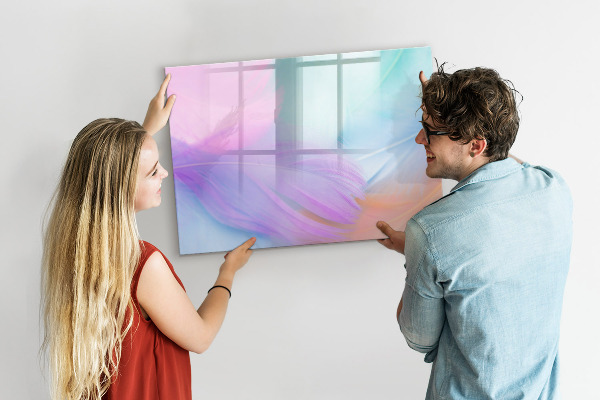 Pizarra magnética de pared con rotulador Un tablero colorido para fotos y notas.