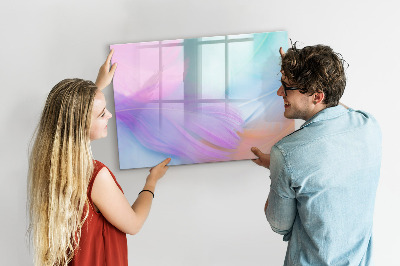 Pizarra magnética de pared con rotulador Un tablero colorido para fotos y notas.