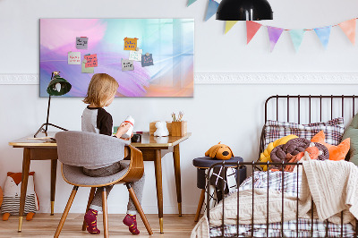 Pizarra magnética de pared con rotulador Un tablero colorido para fotos y notas.