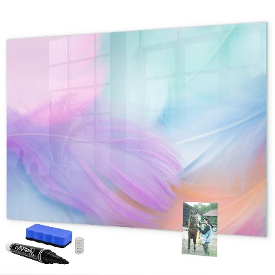 Pizarra magnética de pared con rotulador Un tablero colorido para fotos y notas.