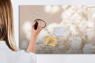 Pizarra magnética de pared con rotulador Un lugar creativo para recuerdos y fotos.