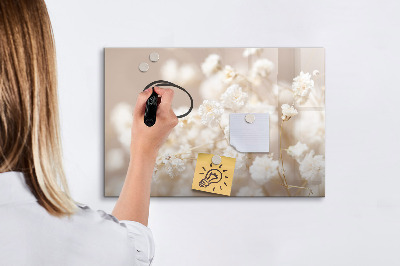 Pizarra magnética de pared con rotulador Un lugar creativo para recuerdos y fotos.