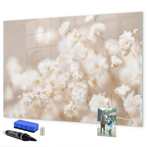 Pizarra magnética de pared con rotulador Un lugar creativo para recuerdos y fotos.