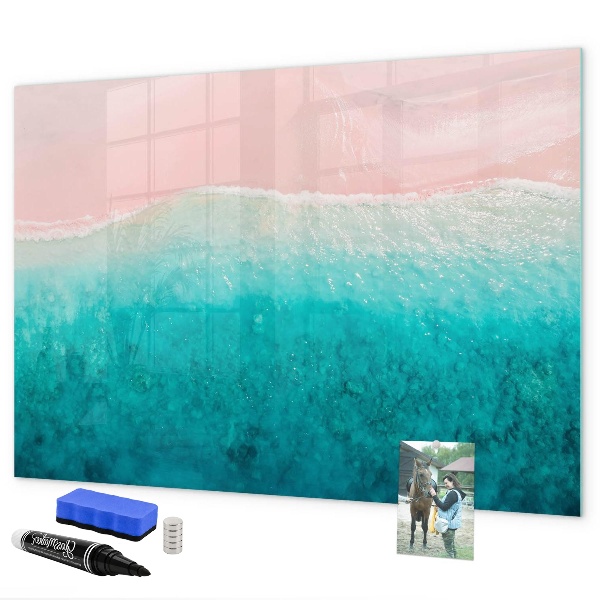 Pizarra magnética de pared con rotulador Un tablero colorido para notas y fotos.