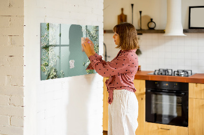 Pizarra magnética de pared con rotulador Un elegante tablero para notas y fotos.