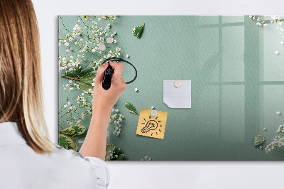 Pizarra magnética de pared con rotulador Un elegante tablero para notas y fotos.