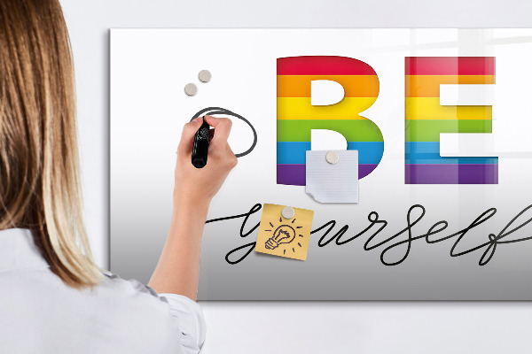 Pizarra magnética de pared con rotulador Sé tú mismo y comparte momentos.
