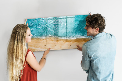 Pizarra magnética de pared con rotulador Un elegante tablero para notas y fotos.