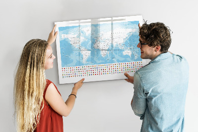 Pizarra borrable de cristal con imanes Mapa del mundo con lugares para marcar.