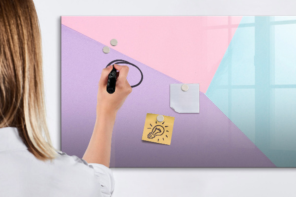 Pizarra magnética de pared con rotulador Un tablero colorido para notas y fotos.