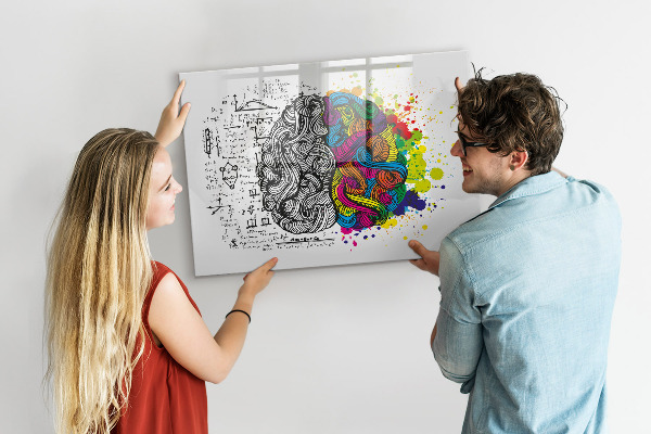 Pizarra magnética de pared con rotulador Un espacio creativo para recuerdos e ideas.