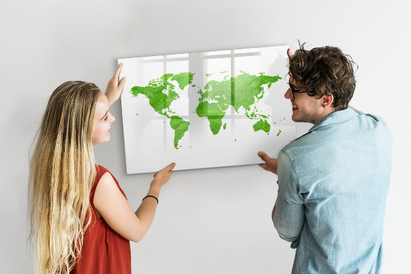 Pizarra magnética de pared con rotulador Mapa verde con puntos para tomar fotos