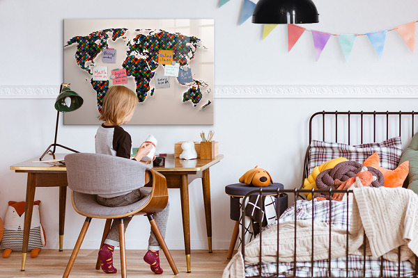 Pizarra magnética de pared con rotulador Mundo interactivo con lugares para tomar fotos.