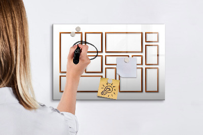 Pizarra magnética de pared con rotulador Un espacio creativo para recuerdos y fotos.