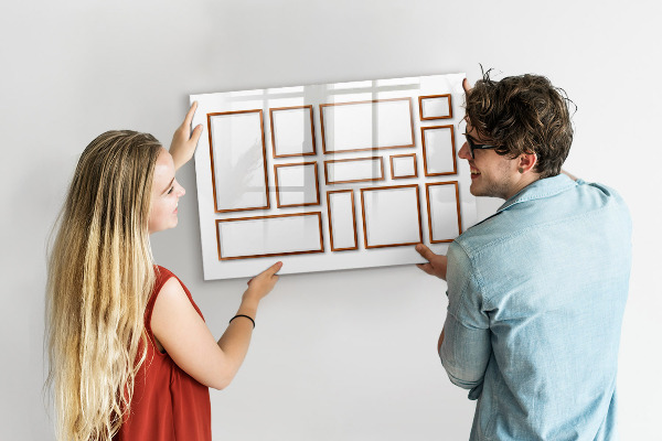 Pizarra magnética de pared con rotulador Un espacio creativo para recuerdos y fotos.