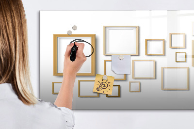 Pizarra borrable de cristal con imanes Un espacio creativo para fotos y notas.