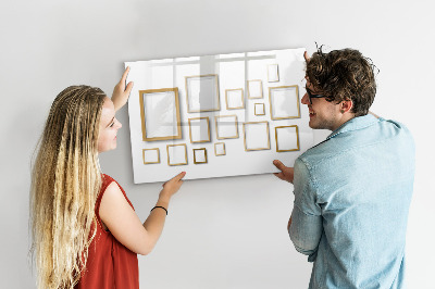 Pizarra borrable de cristal con imanes Un espacio creativo para fotos y notas.