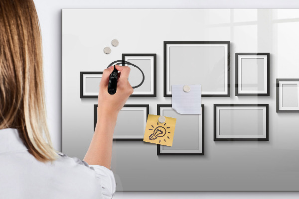 Pizarra magnética de pared con rotulador Tablero moderno para fotos y notas.