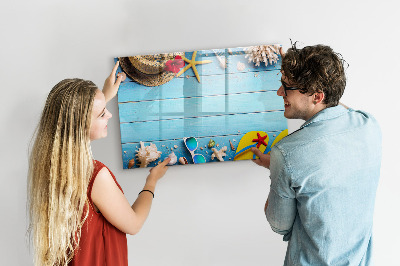 Pizarra magnética de pared con rotulador Recuerdos de verano sobre un fondo azul