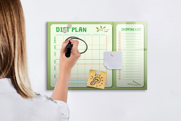 Pizarra borrable de cristal con imanes Plan de alimentación y lista de la compra