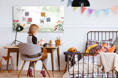 Pizarra magnética de pared con rotulador Un tablero creativo para recetas y recuerdos.
