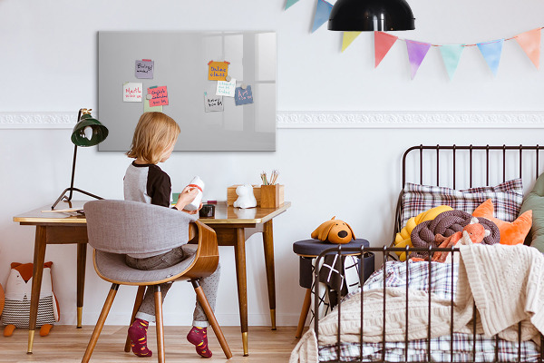 Pizarra magnética de pared con rotulador Un práctico tablero para notas y fotos.