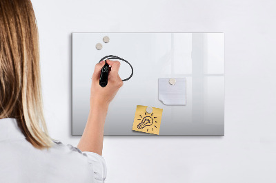 Pizarra borrable de cristal con imanes Un práctico tablero para notas y fotos.