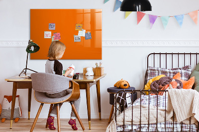 Pizarra magnética de pared con rotulador Una forma creativa de presentar tus fotos