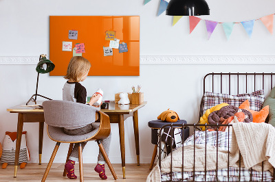Pizarra magnética de pared con rotulador Una forma creativa de presentar tus fotos