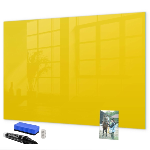 Pizarra magnética de pared con rotulador Un tablero colorido para notas y fotos.