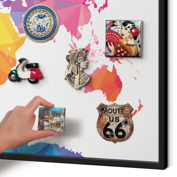 Pizarra magnética para colección de imanes con marco negro Mapa de colores