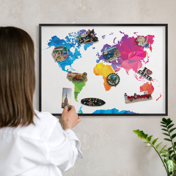 Pizarra magnética para colección de imanes con marco negro Mapa de colores