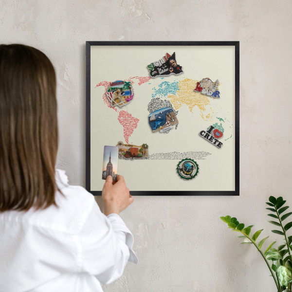 Pizarra magnética para colección de imanes con marco negro Mapa del mundo