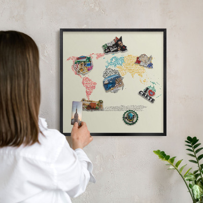Pizarra magnética para colección de imanes con marco negro Mapa del mundo
